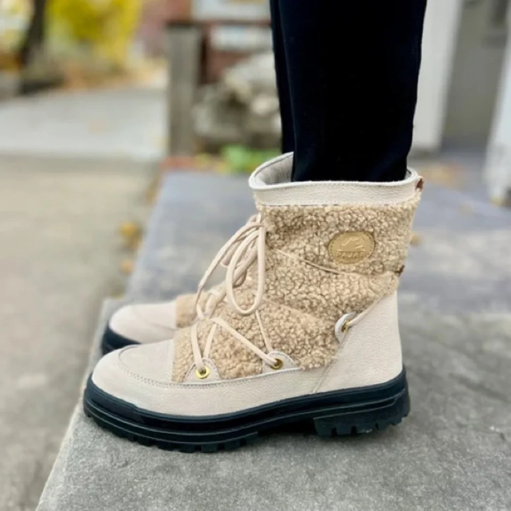 NWT PAJAR Maxine Waterproof Insulated Ice Gripper Boots